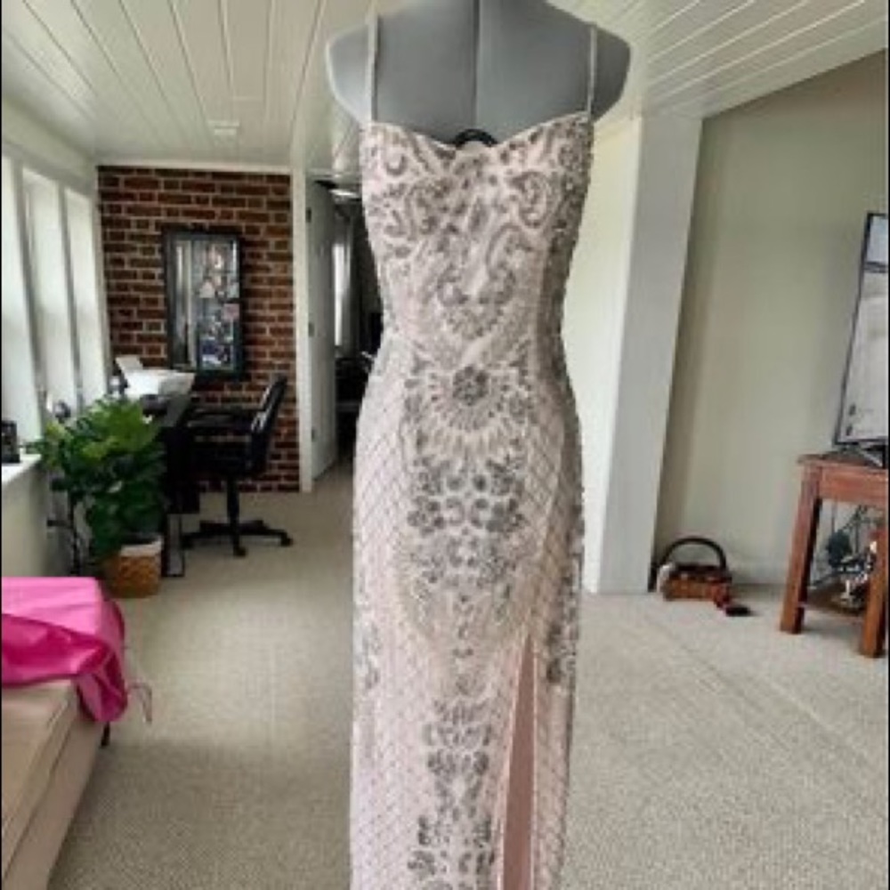 Beautiful sequence prom dress!